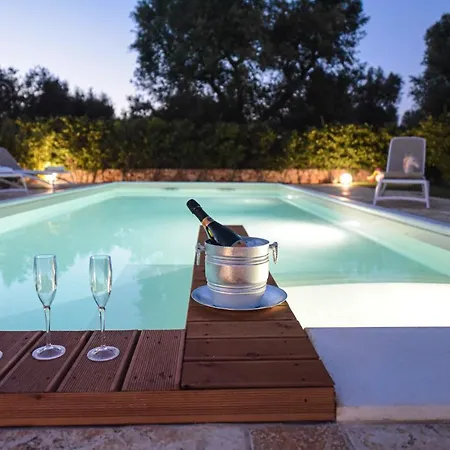 ヴィラ Trulli Chef Marco With Pool